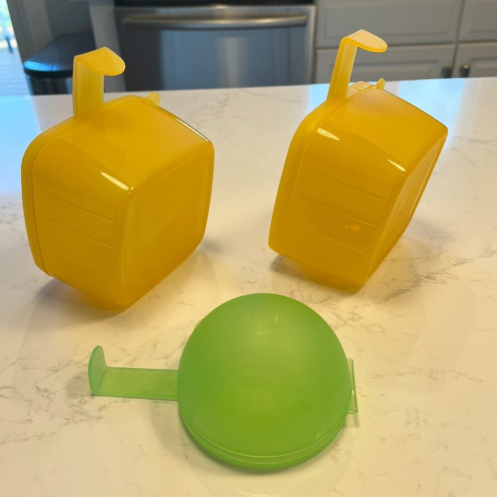 Never Used Tupperware Forget Me Not and Flat Out Lot - Picture 6 of 16